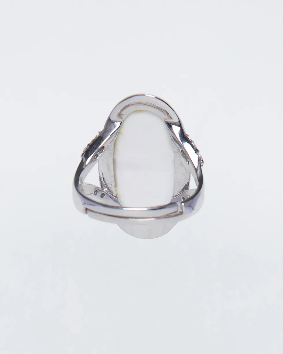 Big Oval Ring